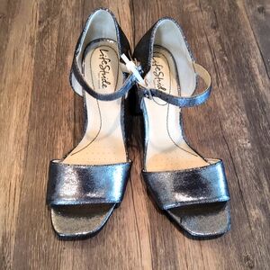 LIFE STRIDE Womens Silver Open Toe Block Heal